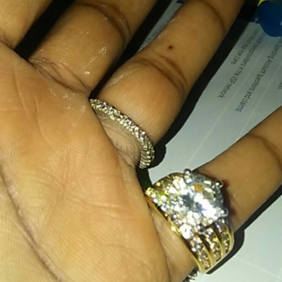 CZ TRIPLE BAND ENGAGEMENT RING💍 - Picture 2 of 7